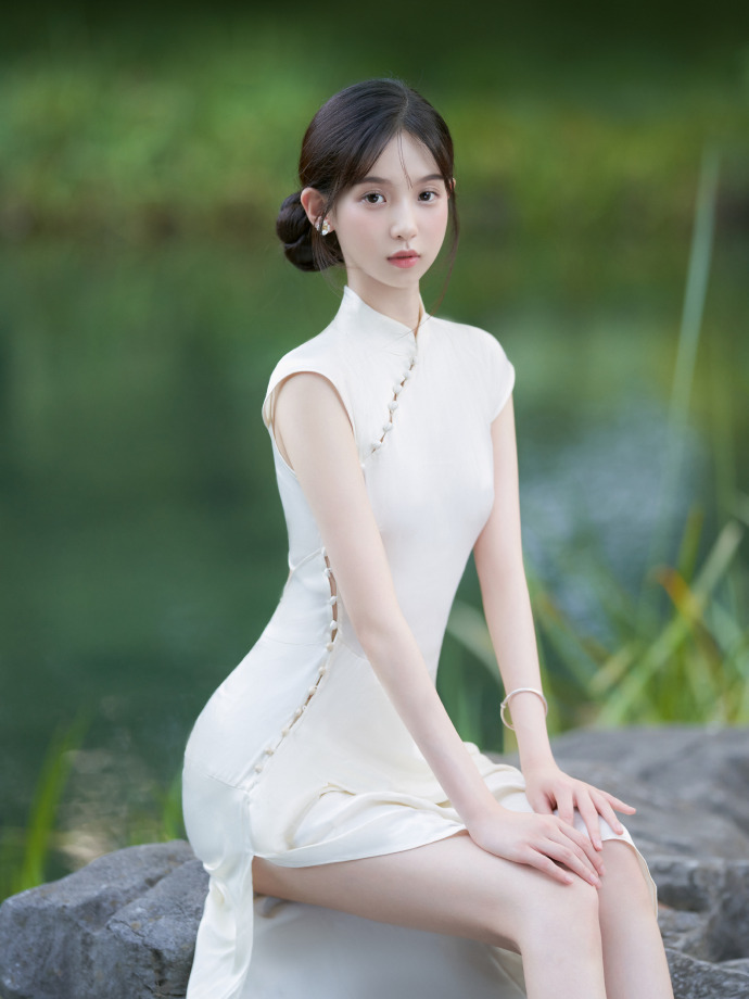 度华年 封面